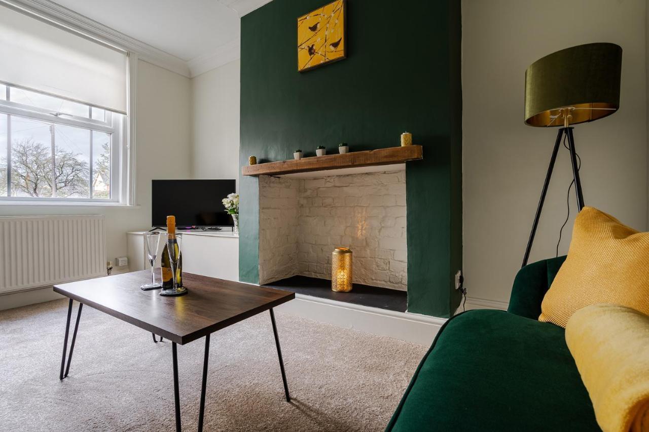 Wrea Cottage, 2 Bedrooms Wifi & Parking Near Ribby Hall Wrea Green Kültér fotó