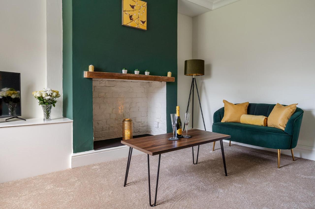 Wrea Cottage, 2 Bedrooms Wifi & Parking Near Ribby Hall Wrea Green Kültér fotó